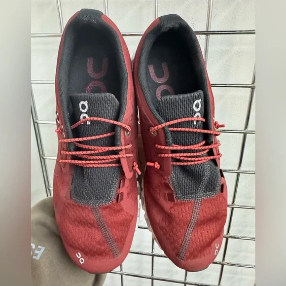 ON RUNNING W CLOUD Sneakers in Ruby Colorway women’s size 7.5 - Picture 10 of 11